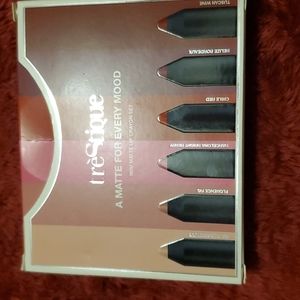 TreStique lip crayon set brand new
